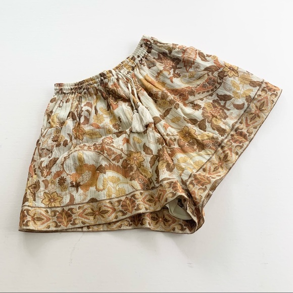 Spell & The Gypsy Hendrix Shorts - Picture 2 of 5